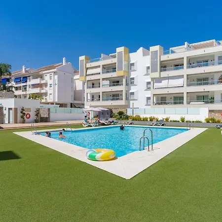 Modern 2 Bed In Marbella-san Pedro *