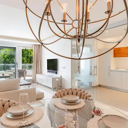 Modern 2 Bed In Marbella-san Pedro * Марбелья