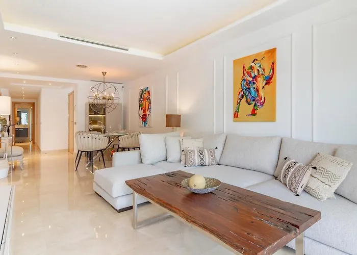 Апартаменты Modern 2 Bed In Marbella-san Pedro *