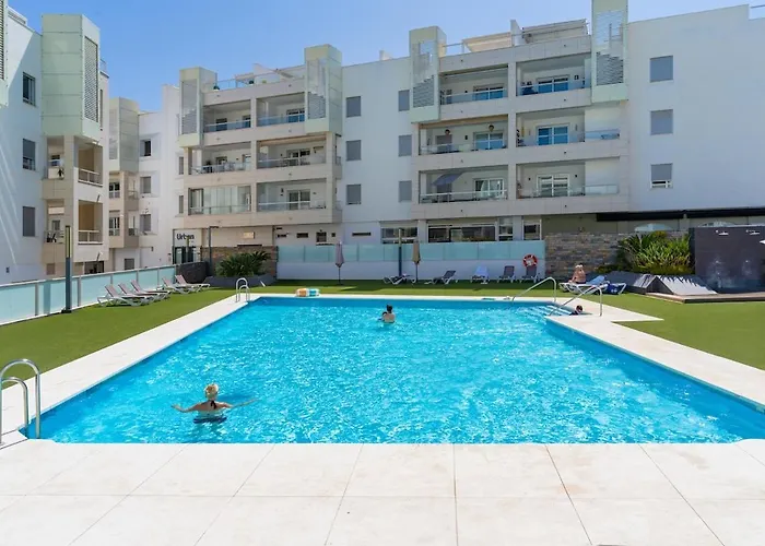 Апартаменты Modern 2 Bed In Marbella-san Pedro Марбелья